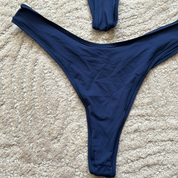 SKIMS 2X Navy Blue Thong Underwear Stretchy Dipped Thong (2 pairs!) - Picture 2 of 4
